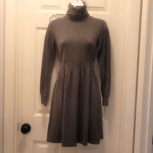 Adorable turtleneck dress, size small